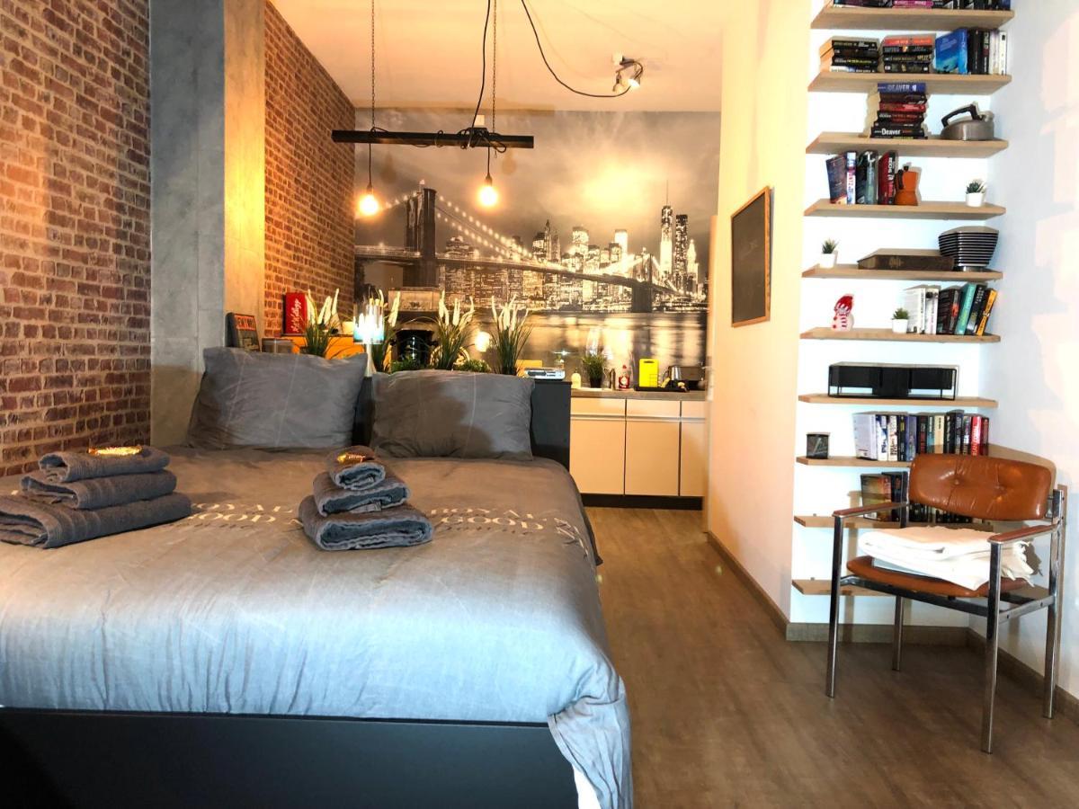 Апартаменти New York Loft - Fully Equipped And Available Long-Term - Perfect Location In City Center Намюр Екстер'єр фото
